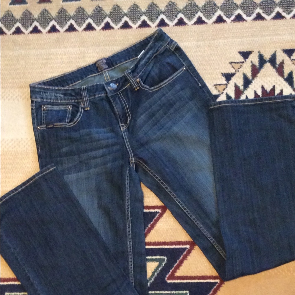 Cowgirl Tuff jeans NWOT